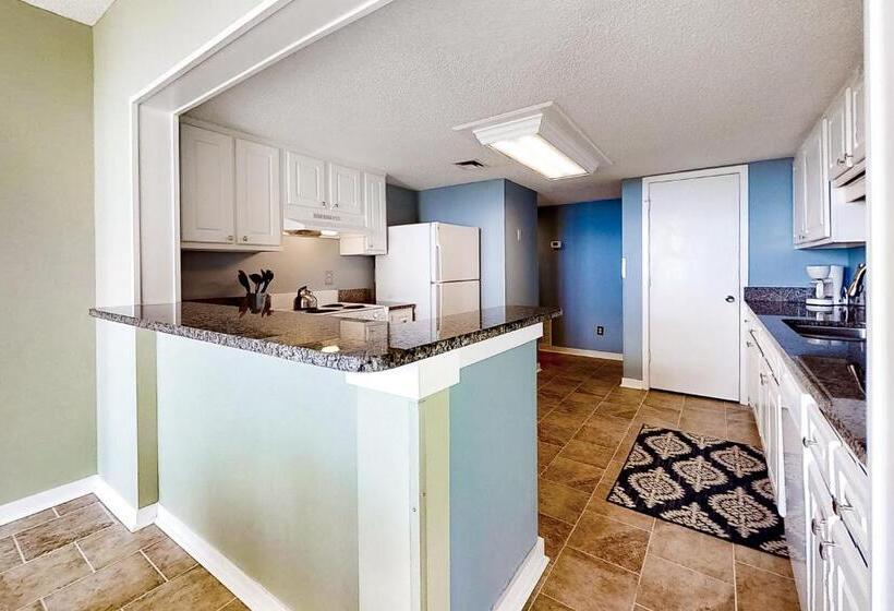 فندق 1312 Ship Watch