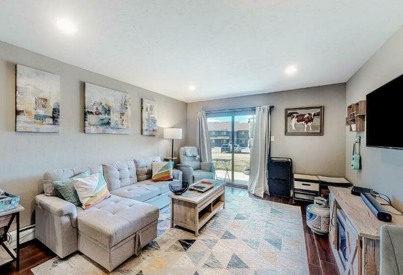 בית מלון כפרי A Cool View