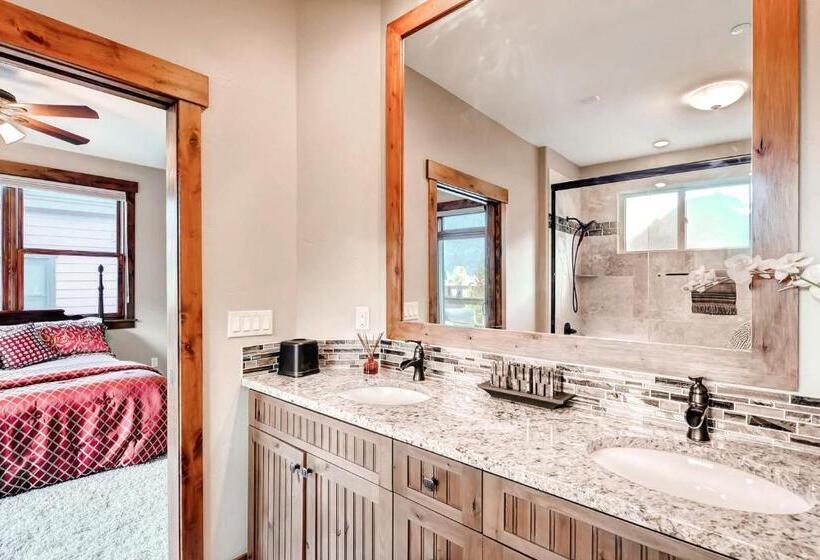 בית מלון כפרי Bears Den Condo Unit 1