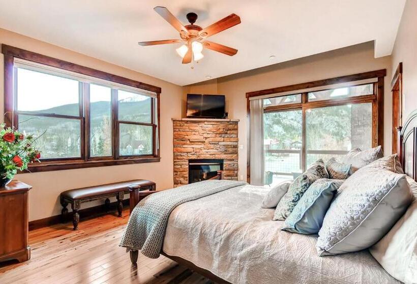 בית מלון כפרי Bears Den Condo Unit 1