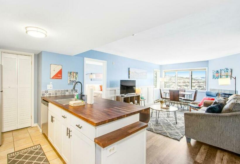 فندق Bluebird Burrow