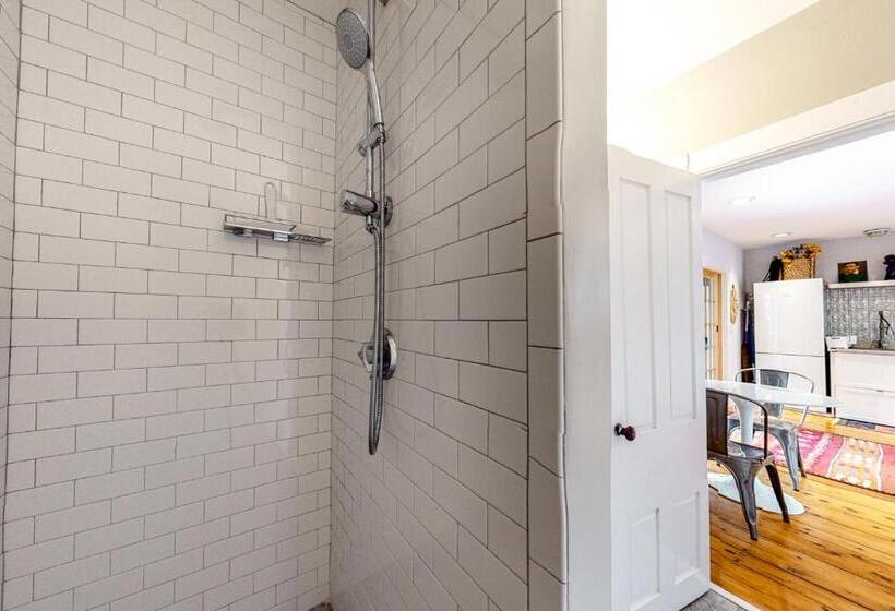 Отель Blumen House