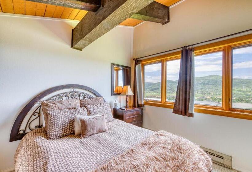 ホテル Emerald Views At The West