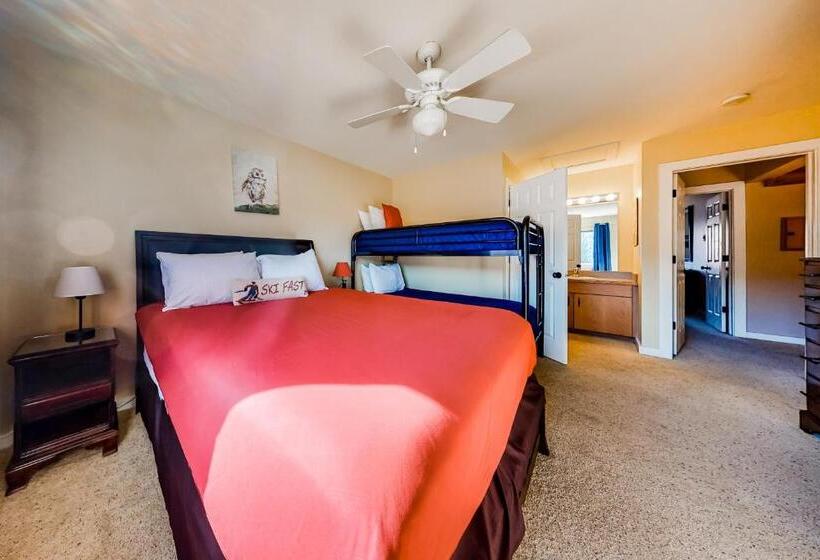 בית מלון כפרי Firelight Chalet 94