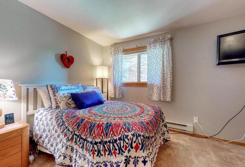 בית מלון כפרי La Bonte Townhomes Unit 304