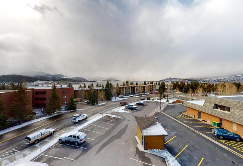 בית מלון כפרי La Bonte Townhomes Unit 304