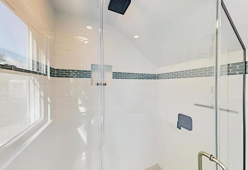 호텔 Long Pier Lodge