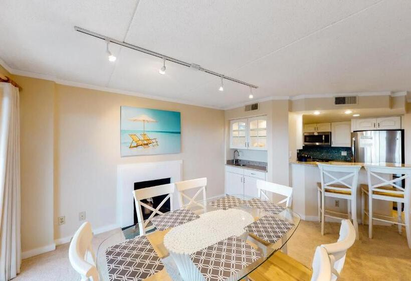 فندق Nauti By Nature