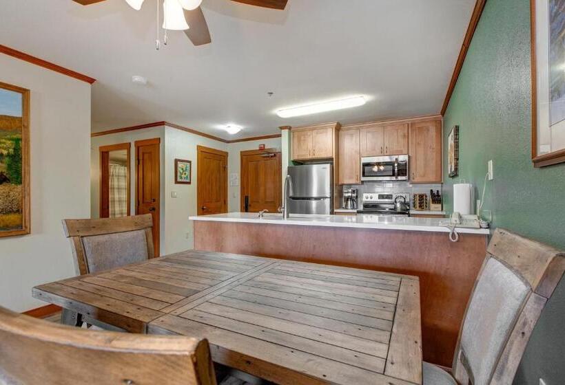 ホテル Powderhorn Lodge 223: Pennyroyal Suite