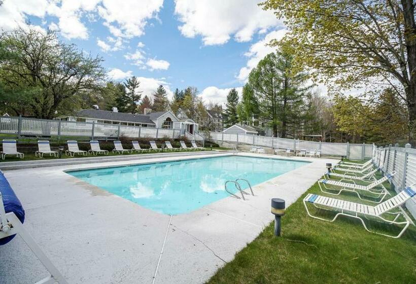 ホテル The Seasons H23