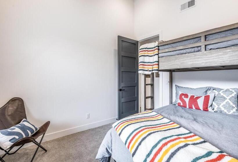 ホテル Traverse 1462