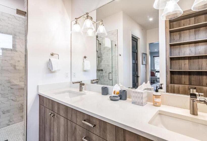 ホテル Traverse 1462