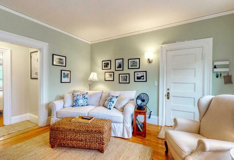 בית מלון כפרי Commander S Cabin