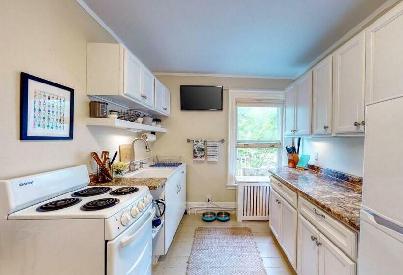 בית מלון כפרי Commander S Cabin