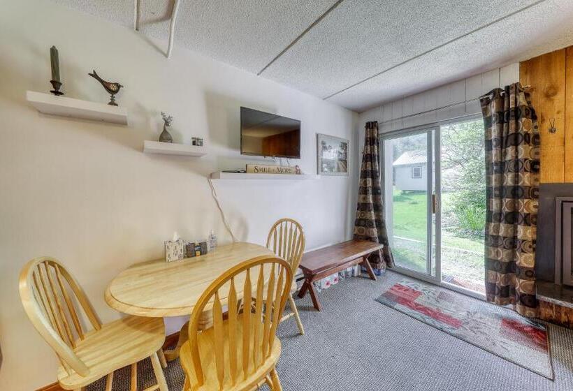 فندق Cozy Mountainside Condo