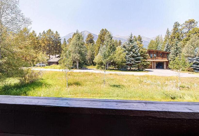 فندق Fish Creek Point