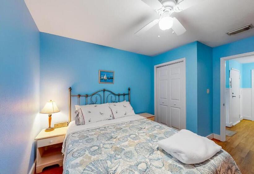 فندق Holiday Harbour Marina Apartment