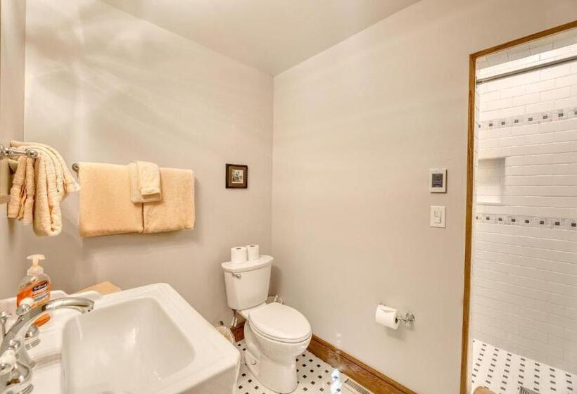 Отель Our Lake House