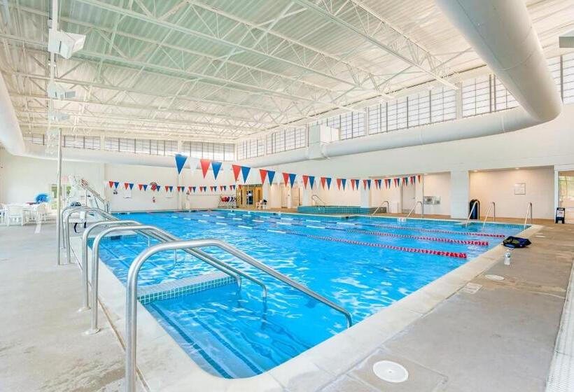 هتل Sea Colony  17005 Bayberry Court