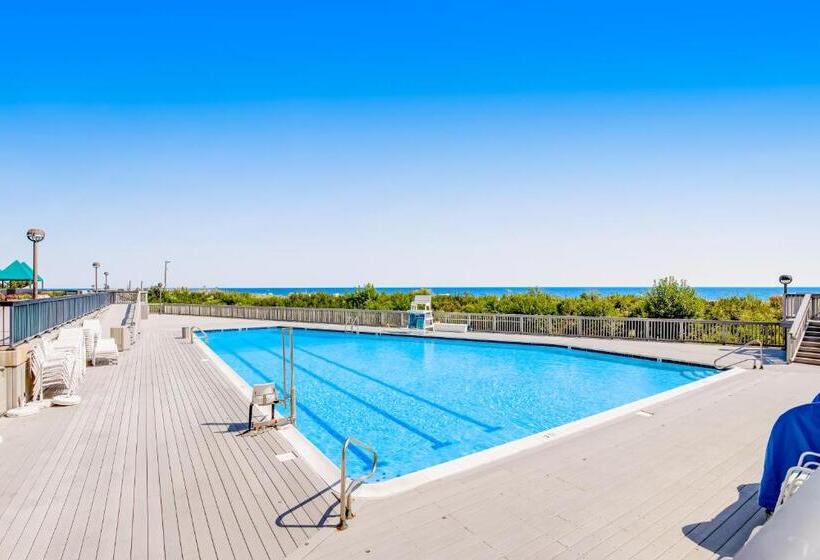 هتل Sea Colony  17005 Bayberry Court