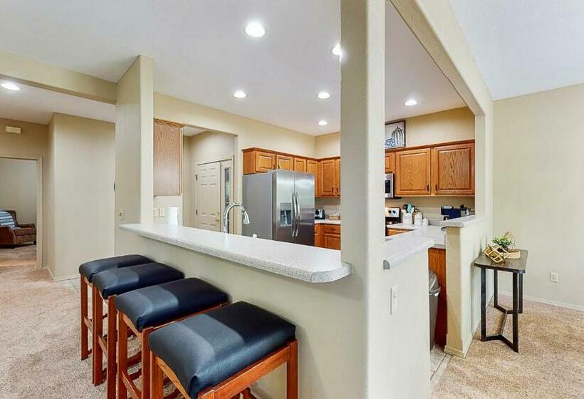 فندق Stonebridge Hideaway