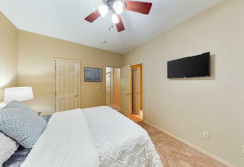 فندق Stonebridge Hideaway