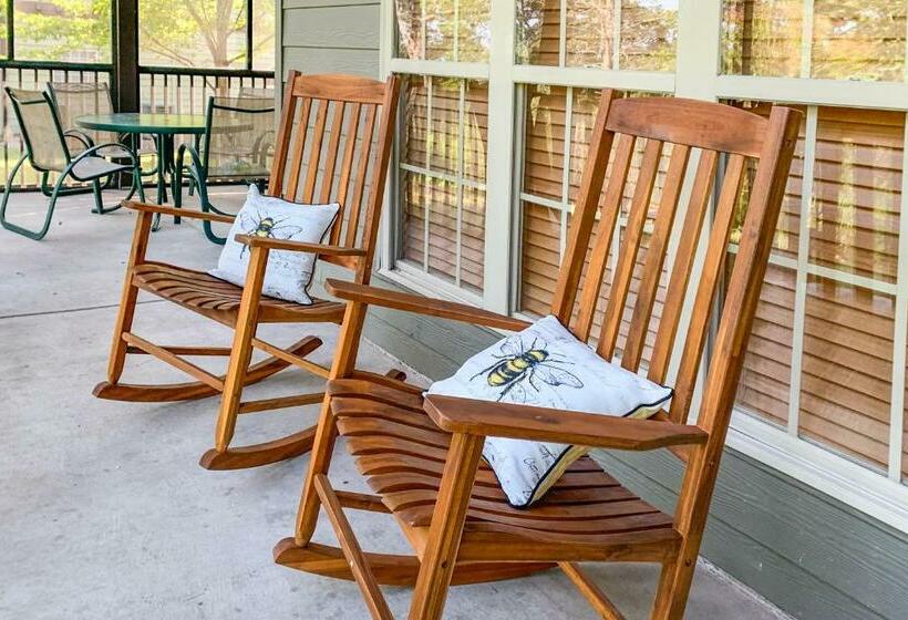 فندق Stonebridge Hideaway