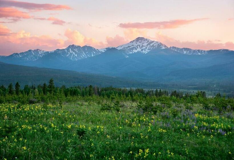 ホテル Wapiti Place A