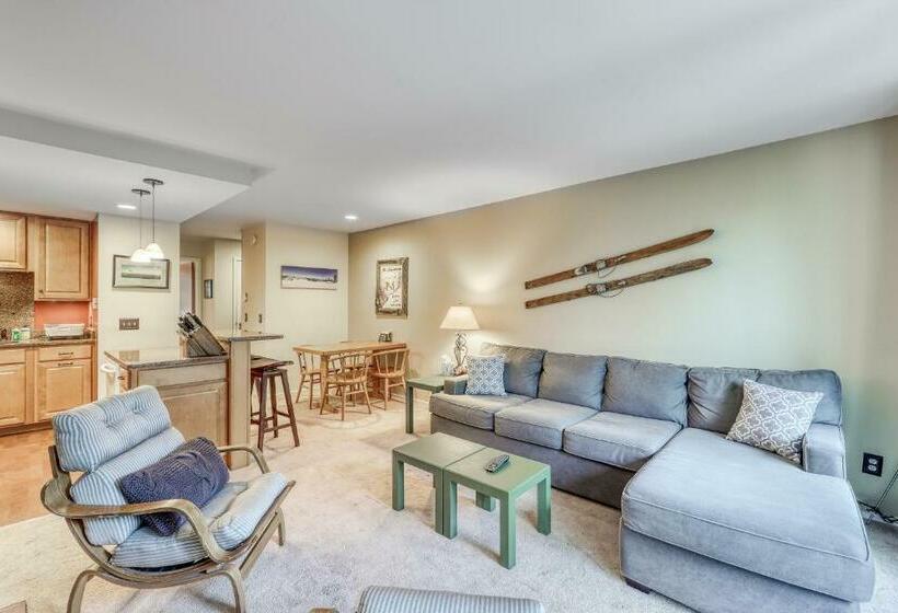 Отель You, Me, & The Mountain