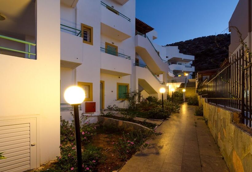 Aglaia Apartments & Studios