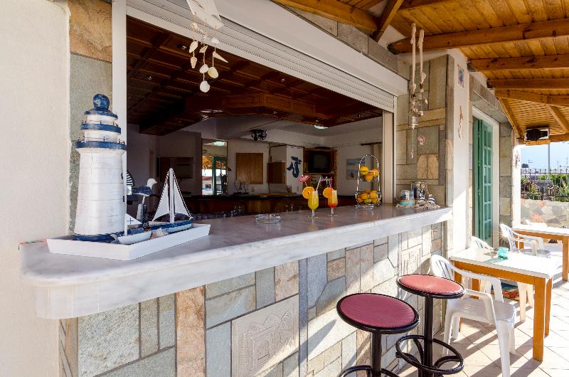 Aglaia Apartments & Studios