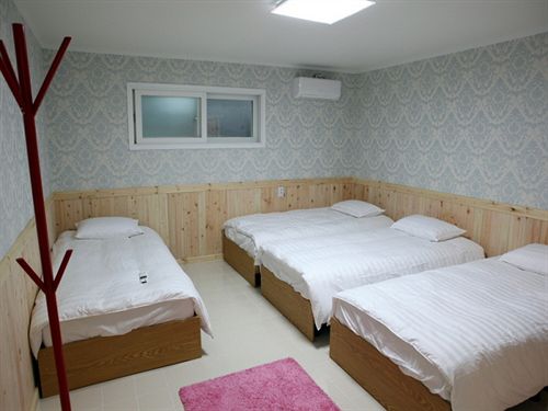 Alberg 24 Guesthouse Gangnam Center