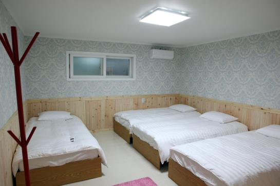 Alberg 24 Guesthouse Gangnam Center