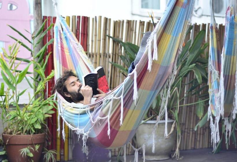 هاستل Art Factory San Telmo