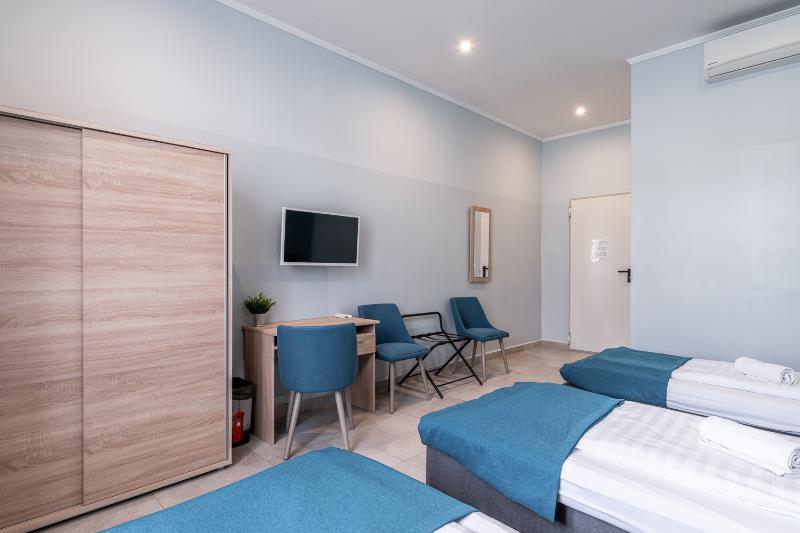 هاستل Full Moon Budapest