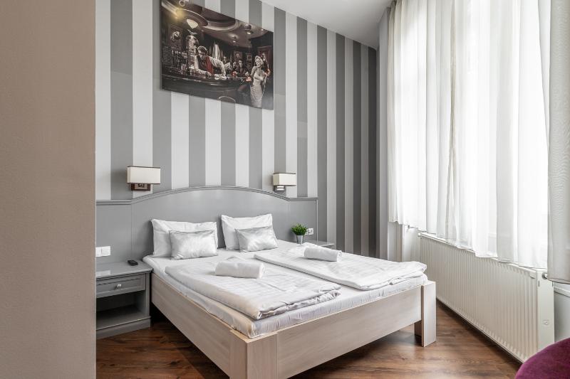 هاستل Full Moon Budapest