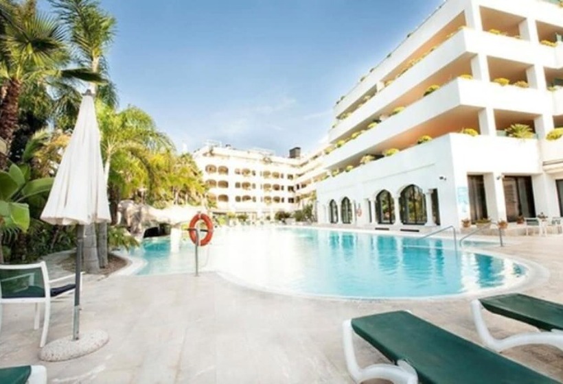 Apartamentos Guadalpin Boutique