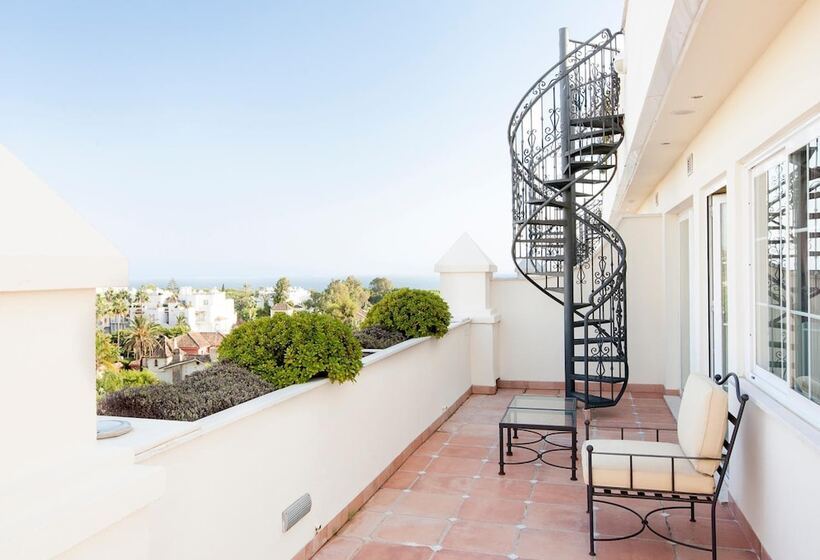 Apartamentos Guadalpin Boutique