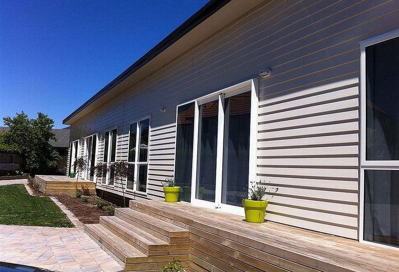 Amori Lodge Bed And Breakfast