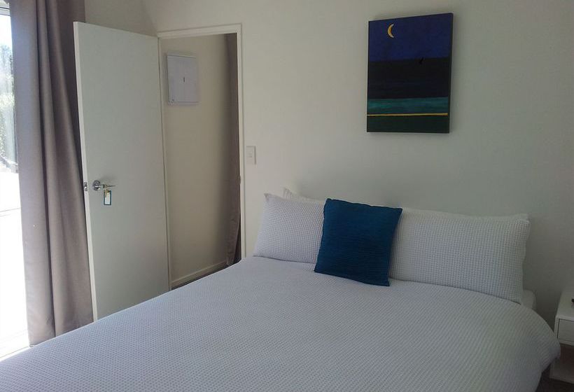 Amori Lodge Bed And Breakfast