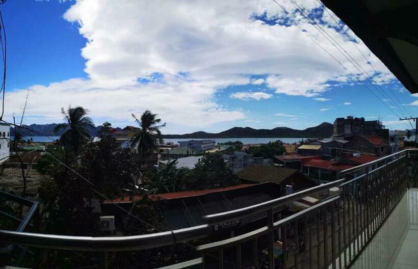 Bed and Breakfast Islanders Inn Coron