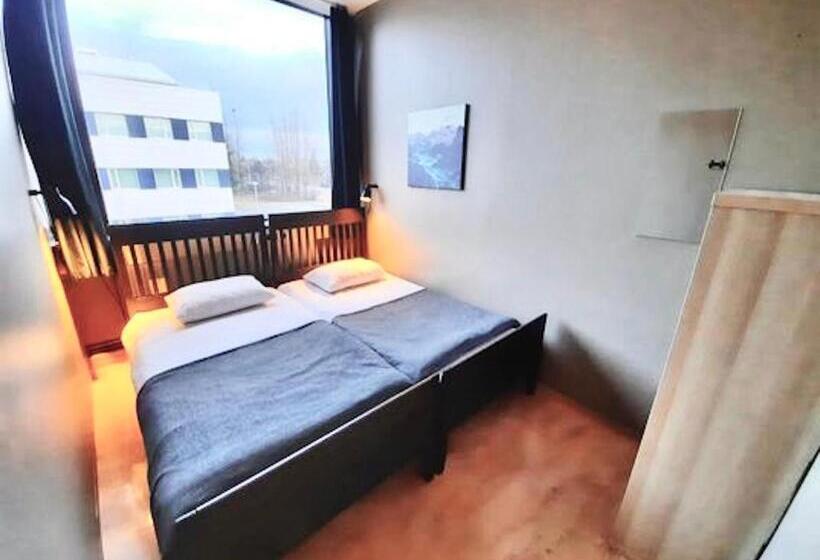 Bus Hostel Reykjavik   Reykjavik Terminal