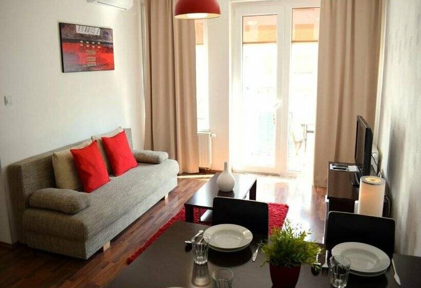 Corvin Center Suites