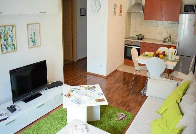 Corvin Center Suites