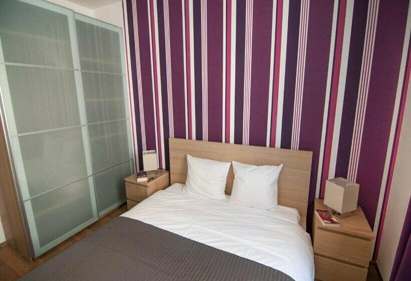 Corvin Center Suites