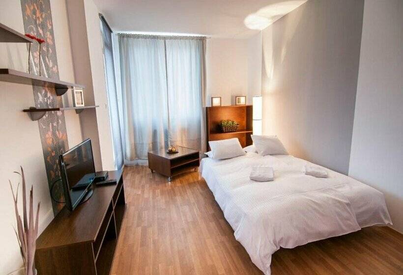 Corvin Center Suites