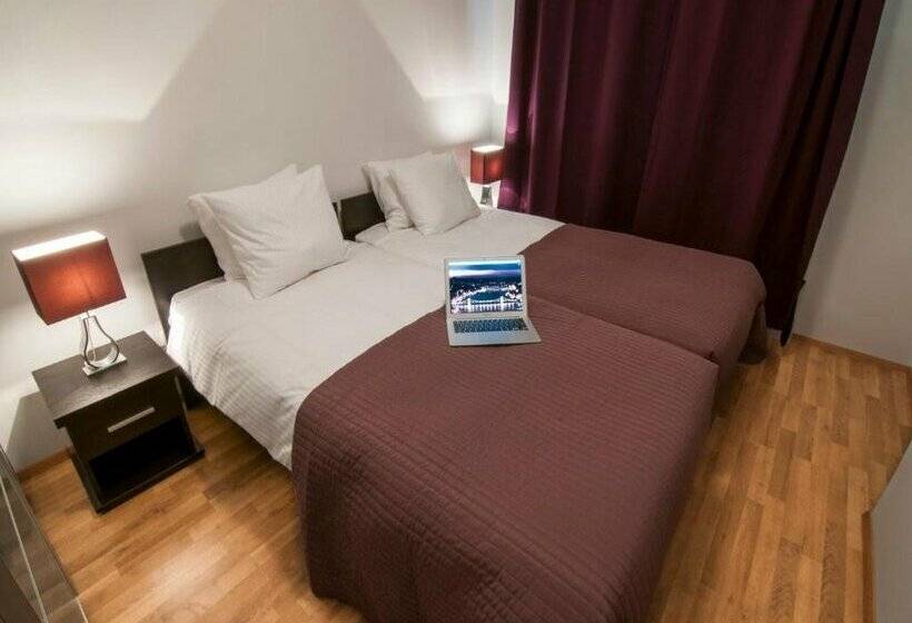 Corvin Center Suites