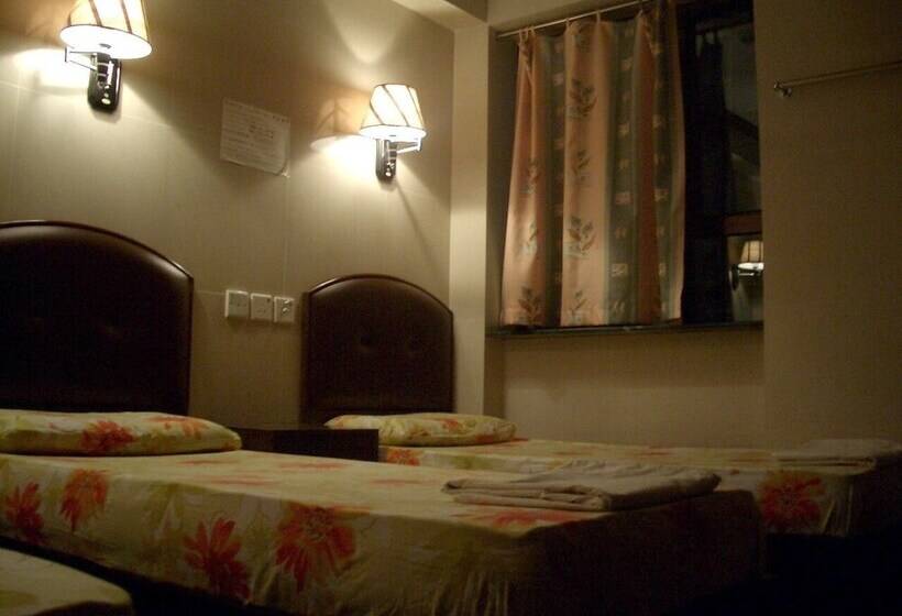 مسافرخانه Hong Kong Coliving Space