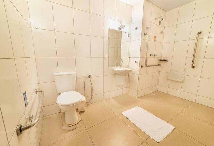 בית מלון כפרי 10 Curitiba