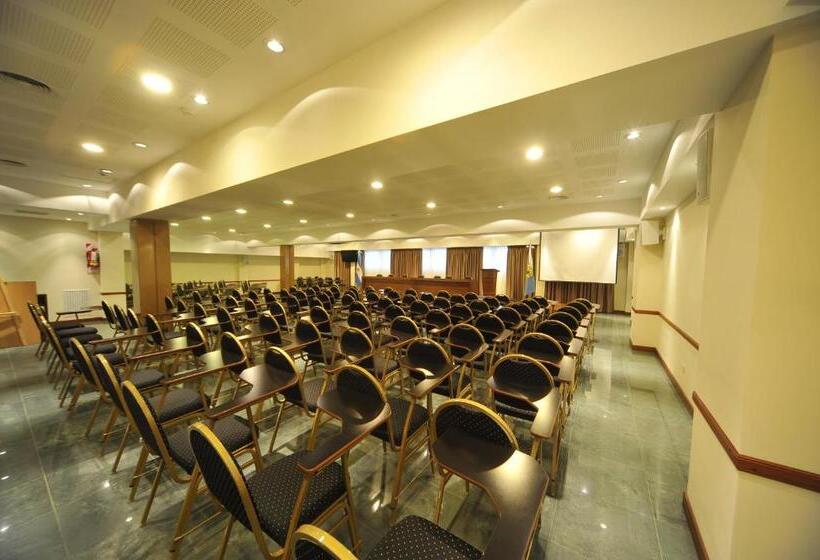 Отель 15 De Mayo